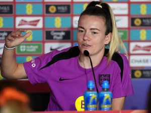 Supporting image for story: England ‘gained respect’ with win over Netherlands – Lauren Hemp