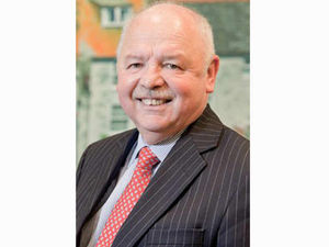 Supporting image for story: Drive on fracking is 'just a cynical ploy'