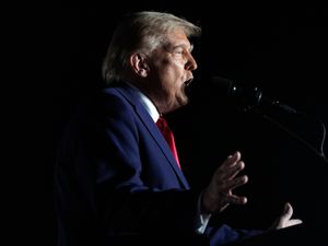 Supporting image for story: Trump calls for victory in return to assassination attempt site