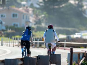 Supporting image for story: More than 133,000 men die early every year in the UK – report