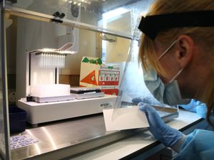 Supporting image for story: More volunteers needed for urgent Covid-19 research, says health chief