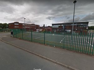 Supporting image for story: Pupil unit goes into lockdown over knife threat