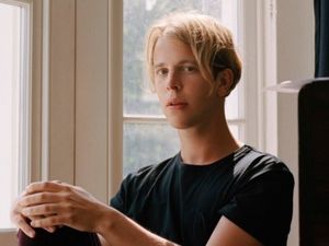 Supporting image for story: Limited tickets remain to see Tom Odell at The Halls in Wolverhampton
