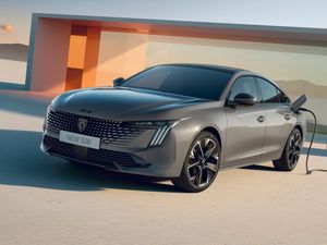 Supporting image for story: Updated Peugeot 508 revealed with a stylish new look