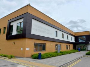 Supporting image for story: Covid visiting rules for Telford baby unit relaxed