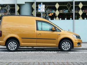 Supporting image for story: Van drivers reveal their biggest pet peeves on the road