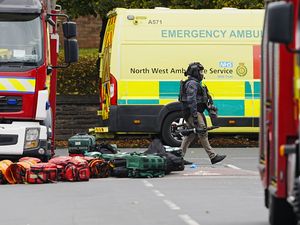 Supporting image for story: Two dead and suspect fatally shot after suspected terror attack at synagogue