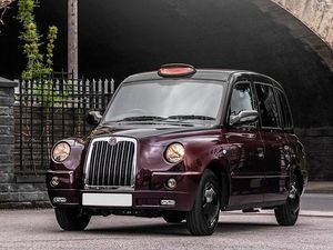 Supporting image for story: Kahn Design unveils £150,000 “Last of Line” TX4 London taxi