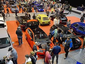 Supporting image for story: Watch: Thousands attend Telford car show