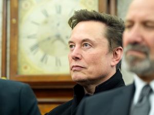 Supporting image for story: Elon Musk in line for trillion-dollar pay package if Tesla hits 10-year goals