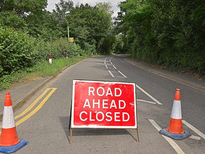 Supporting image for story: Major Shropshire route closed for seven hours due to gas leak