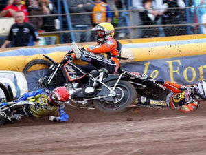 Supporting image for story: Wolves lose to Eastbourne at home