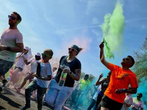 Supporting image for story: Colourful runners help Beacon Centre sight charity to raise vital funds