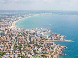 Supporting image for story: Irish girl who died in Majorca hotel fall described as ‘talented athlete’