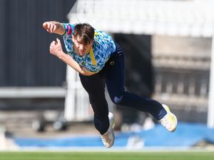 Supporting image for story: George Garton interview: All-rounder explains how he rediscovered his love for cricket with Warwickshire