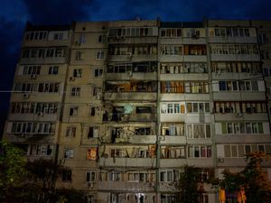 Supporting image for story: Kyiv hit by large-scale Russian drone and missile attack