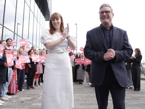 Supporting image for story: Starmer arrives at Labour conference with promise to rebuild UK