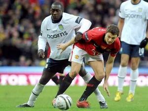 Supporting image for story: Wolves target Manchester United's Jonny Evans