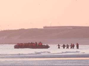Supporting image for story: Small boats leave France after week of no migrant crossing arrivals