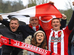 Supporting image for story: Stourbridge fans head up north in numbers for play-off final