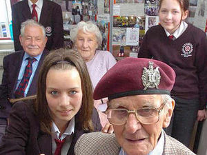 Supporting image for story: Children visited by Arnhem veteran