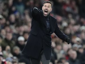 Supporting image for story: Ruud van Nistelrooy: Leicester not defeated in Fergie time but in offside time