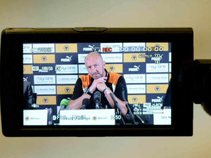 Supporting image for story: Watch the Wolves Walter Zenga press conference in full