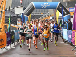 Supporting image for story: Everything you need to know as runners get ready for Wolves 10k - including road closures