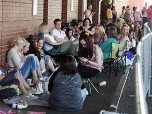 Supporting image for story: First Take That fans join queue in Birmingham