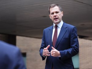 Supporting image for story: Labour does not trust public, says Jenrick amid reports of more jury-less trials