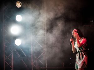Supporting image for story: Lana Del Rey duets with Billie Eilish during Coachella headline performance