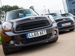 Supporting image for story: How can I make choosing a new car as easy as possible?