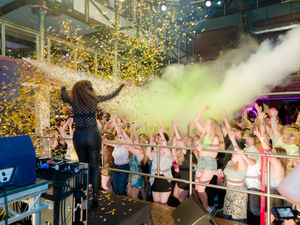 Supporting image for story: WATCH: Shrewsbury Buttermarket crowd races to sing 'Everybody's Free' on first night back