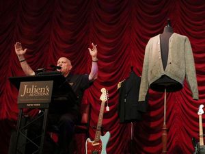 Supporting image for story