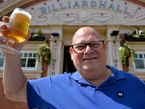 Supporting image for story: Last toast from pub regulars as West Bromwich Wetherspoons calls time