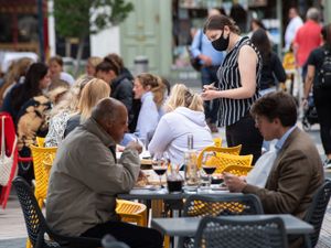 Supporting image for story: Covid symptoms appear much more quickly than previously thought – study