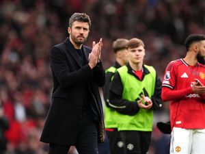 Supporting image for story: Michael Carrick hails Man Utd ‘personality’ after second-half fightback