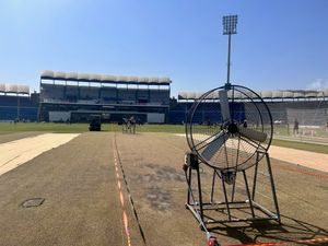 Supporting image for story: Pakistan ready to re-use same pitch in Multan for second Test against England
