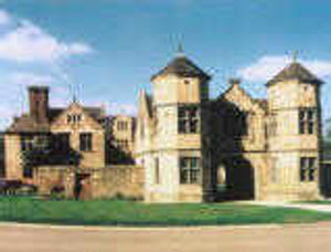 Supporting image for story: Hotel hosting night of fright