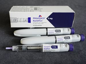 Supporting image for story: Social media ads for prescription-only weight-loss medicines banned