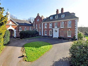 Supporting image for story: Wolverhampton's Moseley Hall goes on the market for £950,000