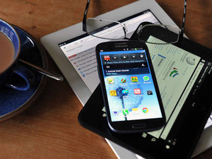 Supporting image for story: Poll: Should benefits cheats have their goods confiscated?