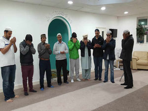 Supporting image for story: Prayers at Wolverhampton mosque in memory of 7/7