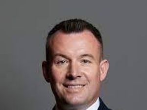 Supporting image for story: Stuart Anderson MP backs British Army training Ukrainian troops 