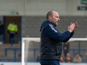 Supporting image for story: Paul Carden urges his AFC Telford players to keep the faith