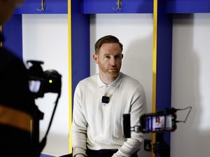 Supporting image for story: “Give everything for the badge” - Gavin Cowan makes rallying call for togetherness ahead of first game