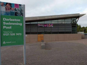 Supporting image for story: Swimmers brand pool cover-up as ridiculous