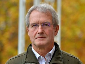 Supporting image for story: Owen Paterson lobbying messages to Matt Hancock over Randox Covid testing released
