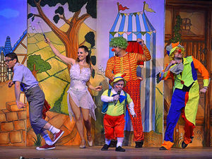 Supporting image for story: A big top night at Brierley Hill circus for Wolverhampton girl Ayana, aged three