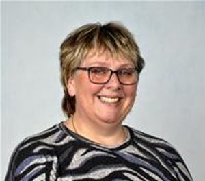 Lezley Picton
